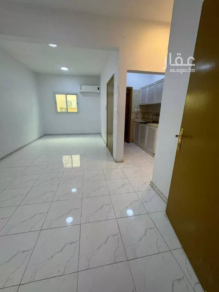 شقة للإيجار في شارع عثمان العكبري, حي الملز, مدينة الرياض, منطقة الرياض صورة 2