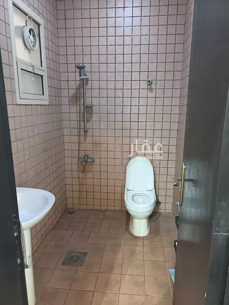 شقة للإيجار في شارع  شارع وادي بيش, حي الوادي, مدينة الرياض, منطقة الرياض صورة 2