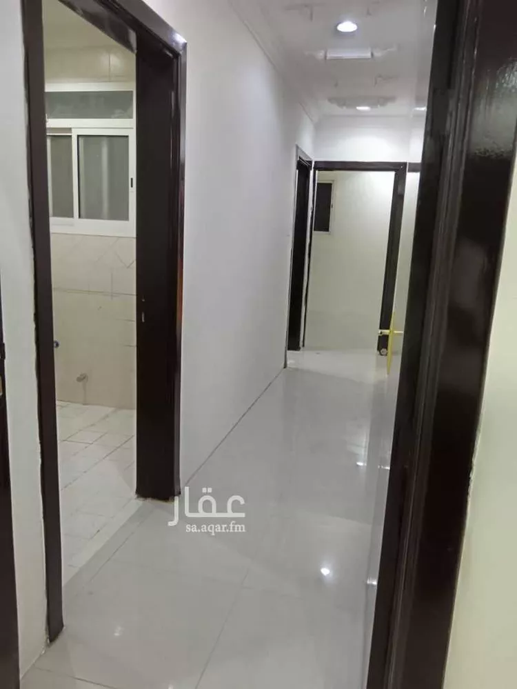 شقة للإيجار في شارع 1800102, حي الحمراء, مدينة الرياض, منطقة الرياض صورة 3