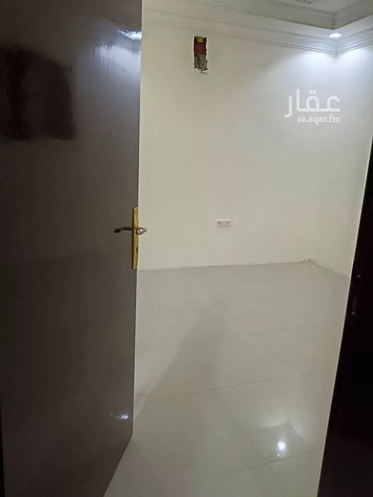 شقة للإيجار في شارع 1800102, حي الحمراء, مدينة الرياض, منطقة الرياض صورة 2