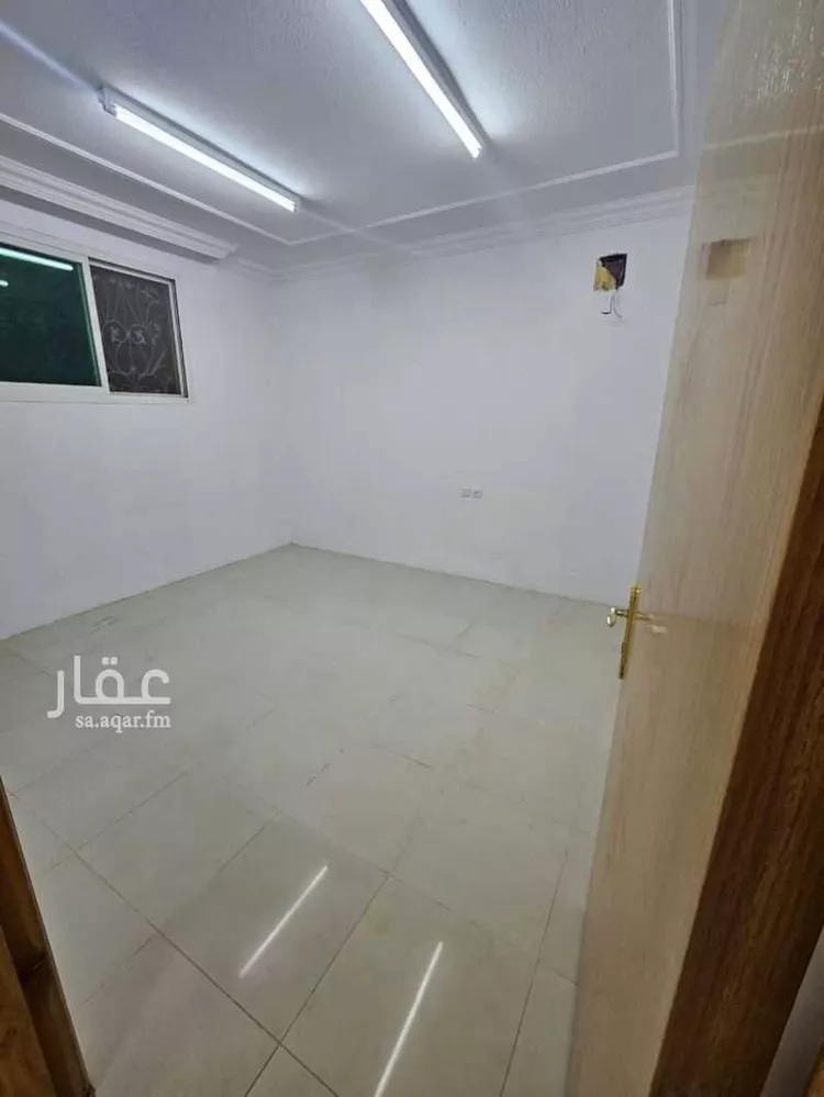 شقة للإيجار في شارع الرايس, حي ظهرة البديعة, مدينة الرياض, منطقة الرياض صورة 2