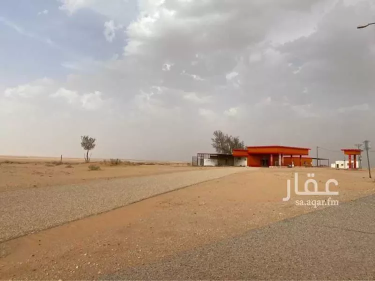 محل للبيع في شارع  طريق حويته المزفلت, مدينة حويته, منطقة الرياض صورة 2
