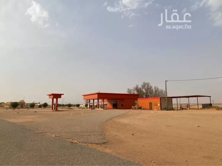 محل للبيع في شارع  طريق حويته المزفلت, مدينة حويته, منطقة الرياض صورة 3
