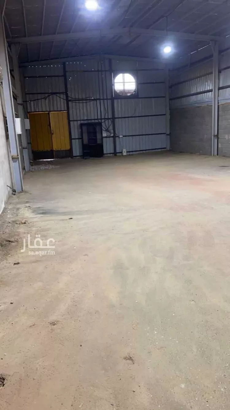 مستودع للإيجار في حي العزيزية, مدينة بريدة, منطقة القصيم