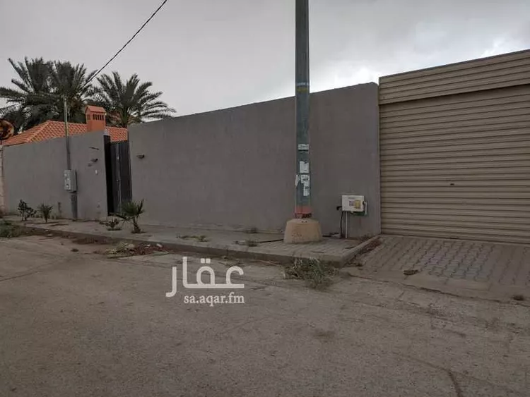 دور للبيع في شارع الخليفة عمر بن عبدالعزيز ، حي الربيع ، الخبراء ، بريدة
