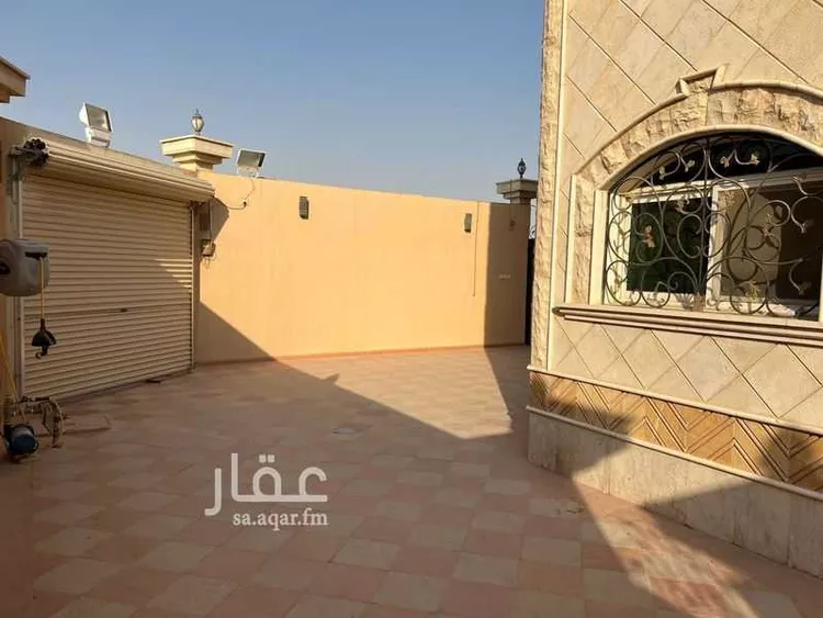 فيلا للبيع في شارع محمد بن عاصم ، حي اشبيلية ، الرياض ، منطقة الرياض صورة 2