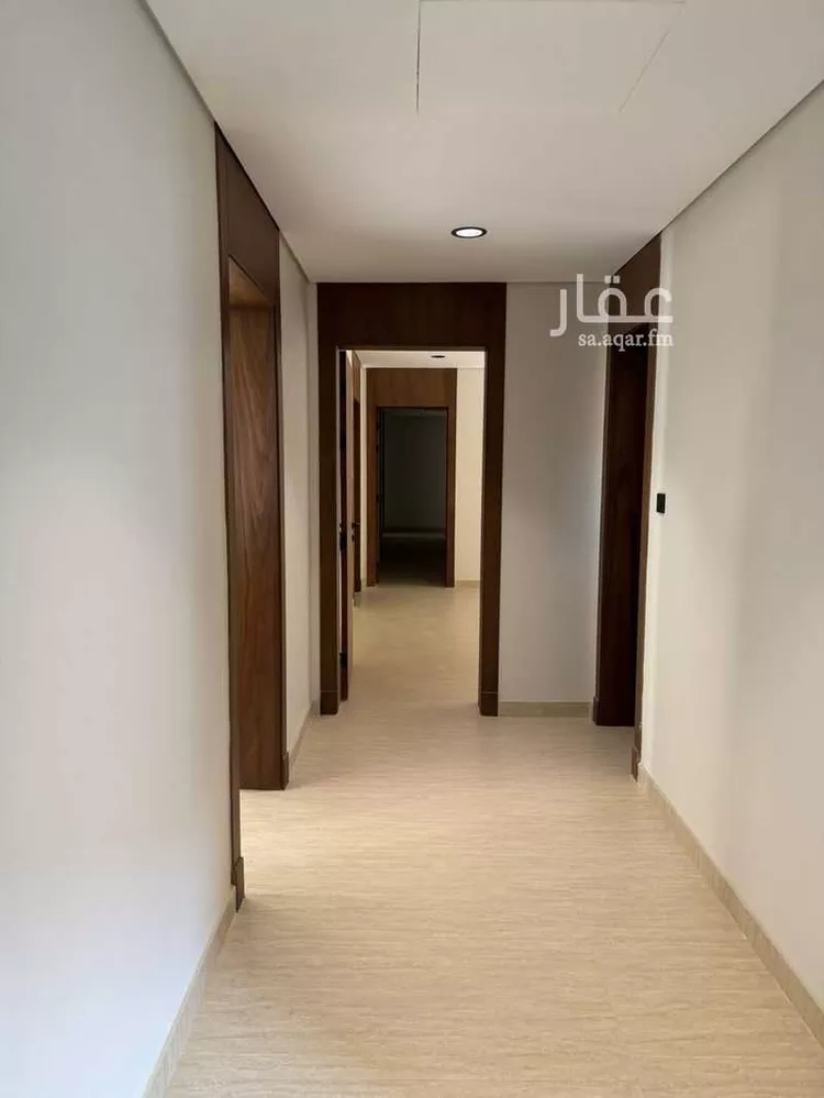 دور للبيع في شارع الحسامي, حي العليا, مدينة الرياض, منطقة الرياض 9