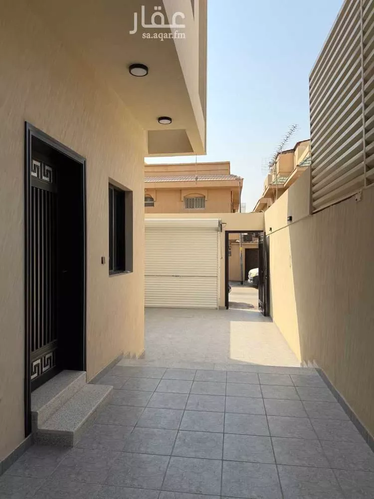 Floor for Sale in Riyadh Al Olaya صورة 2
