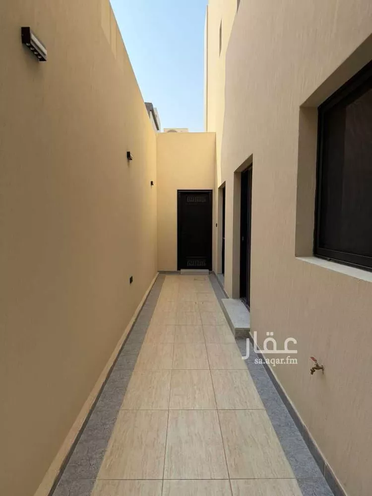 دور للبيع في شارع الحسامي, حي العليا, مدينة الرياض, منطقة الرياض 11