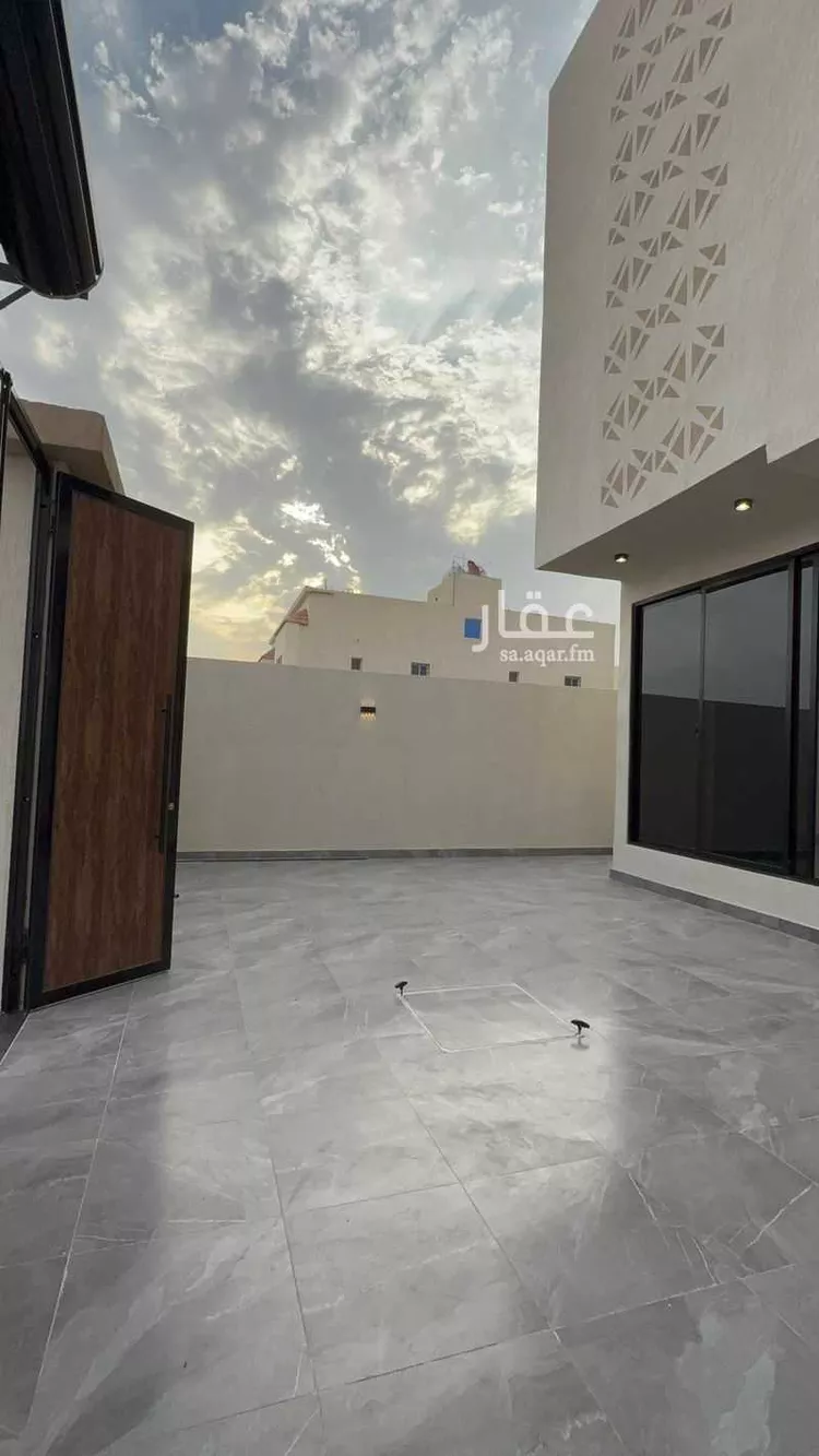 فيلا للبيع في شارع بطحاء, حي ضاحية الملك فهد, مدينة الدمام, المنطقة الشرقية صورة 5