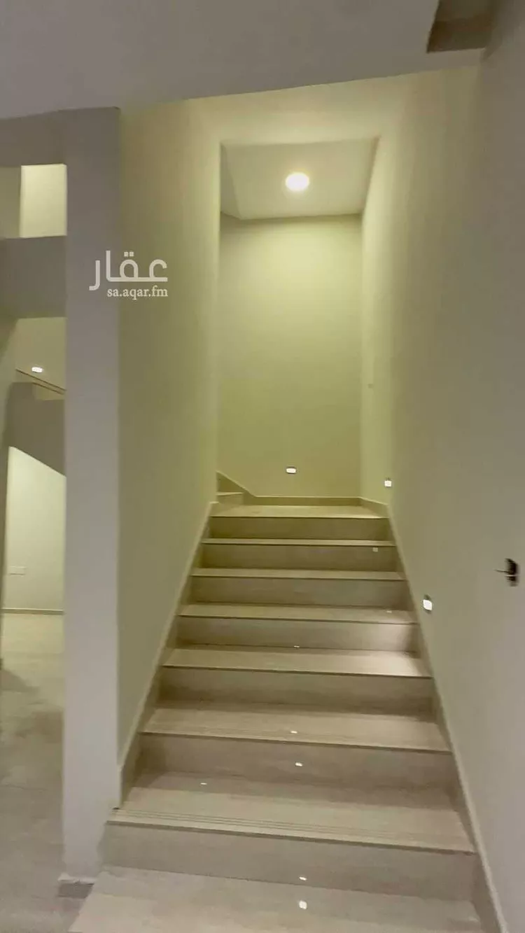 فيلا للبيع في شارع المحبة, حي الشعلة, مدينة الدمام, المنطقة الشرقية صورة 5