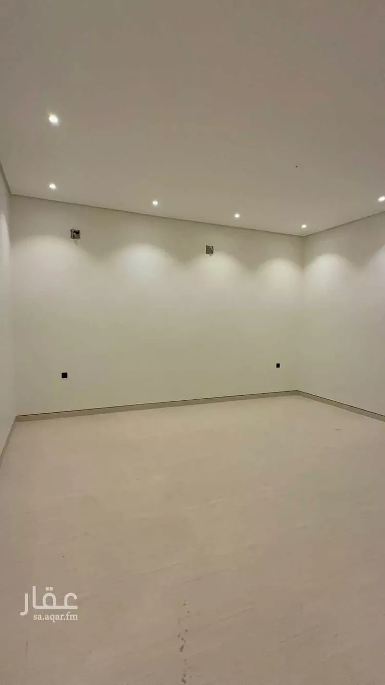 فيلا للبيع في شارع العروبه, حي الشعلة, مدينة الدمام, المنطقة الشرقية صورة 5