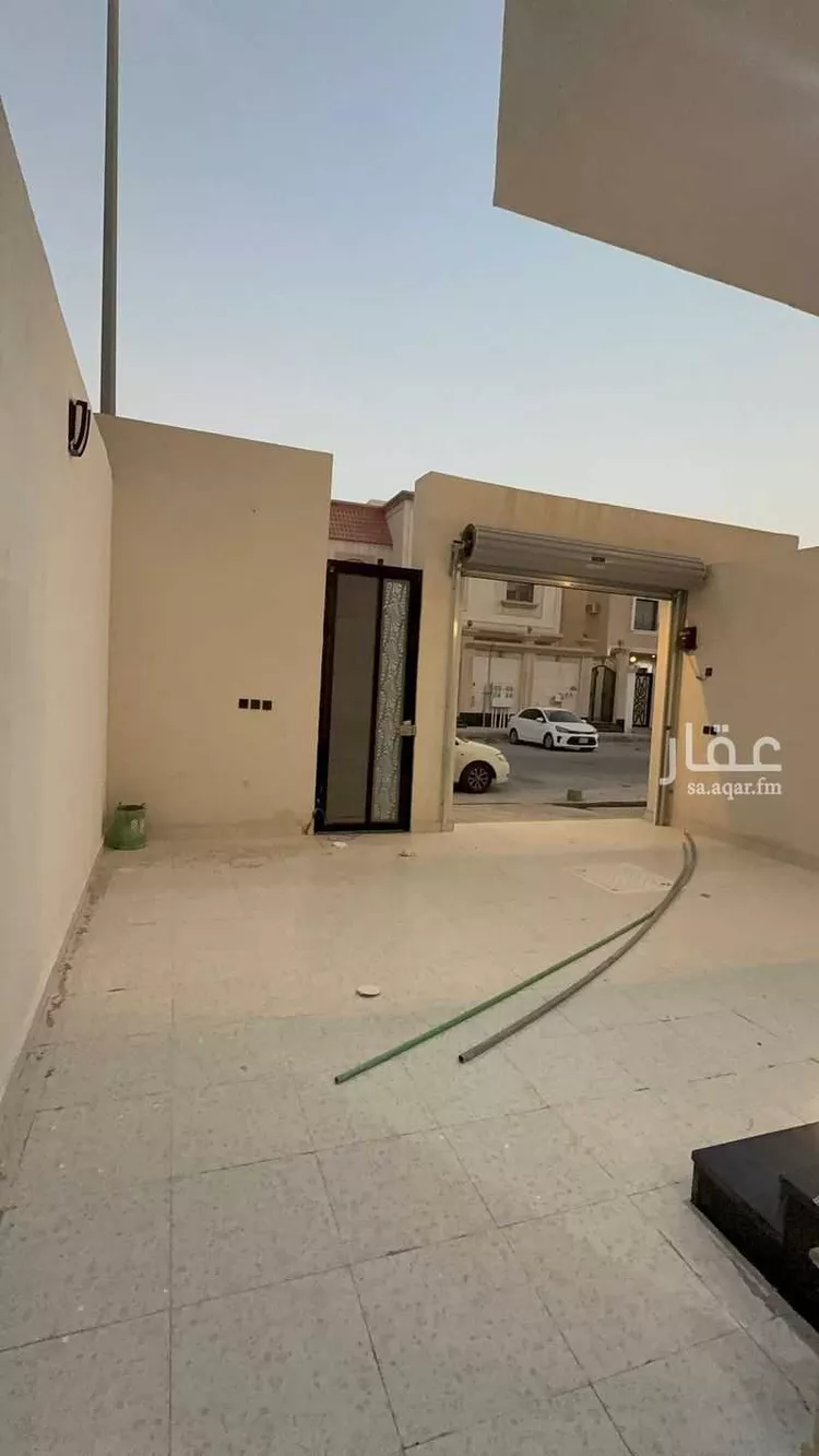 فيلا للبيع في شارع دار الندوة, حي ضاحية الملك فهد, مدينة الدمام, المنطقة الشرقية صورة 2