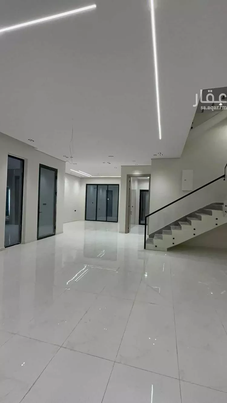 فيلا للبيع في شارع السلطان العقيلي, حي ضاحية الملك فهد, مدينة الدمام, المنطقة الشرقية 14