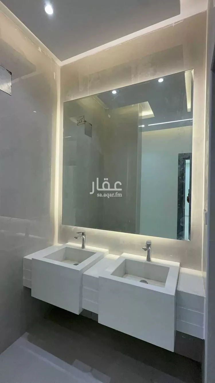 Apartment for Sale in Dammam King Fahd 7