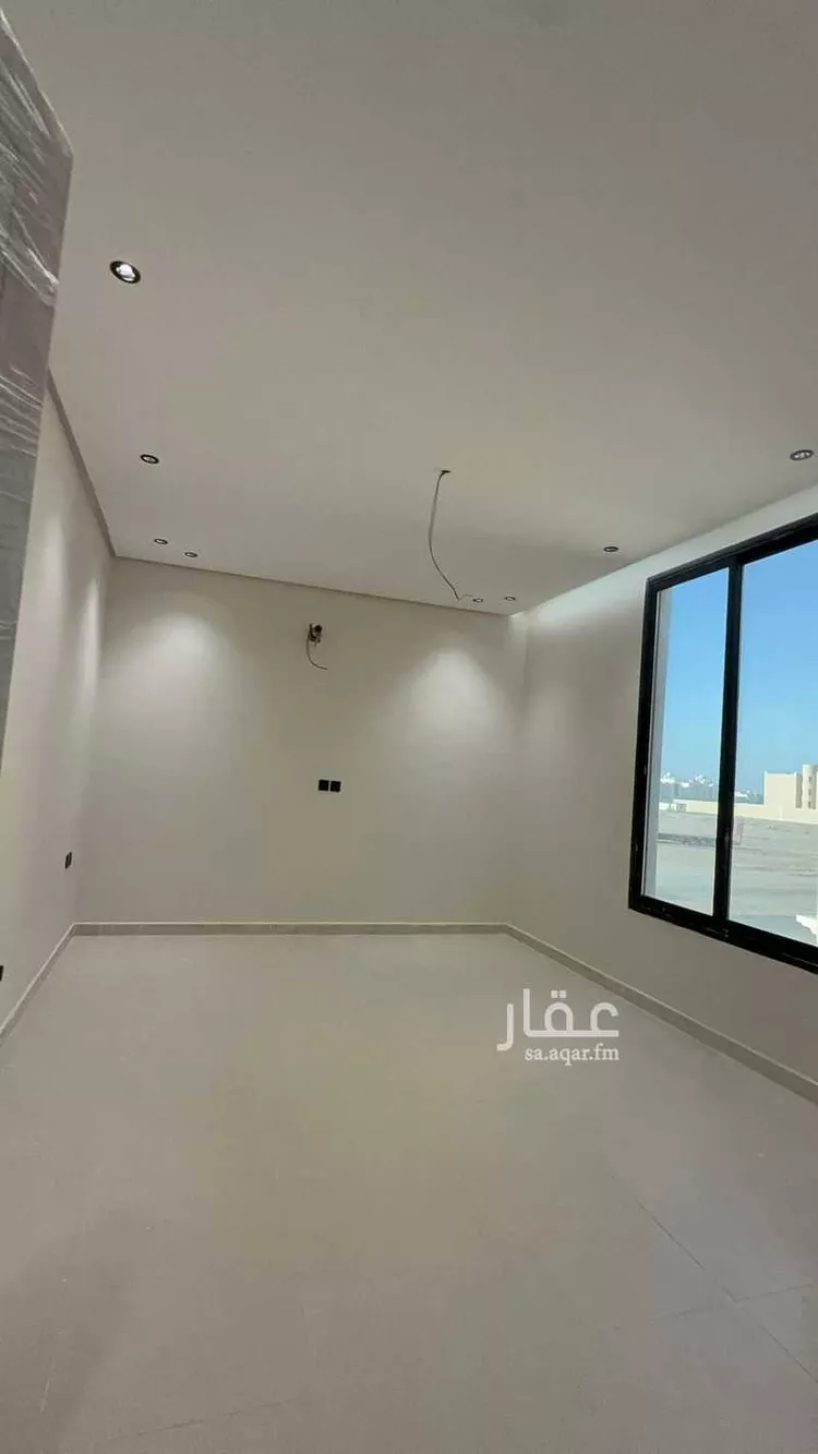 فيلا للبيع في شارع محمد بن بشر, حي ضاحية الملك فهد, مدينة الدمام, المنطقة الشرقية صورة 5