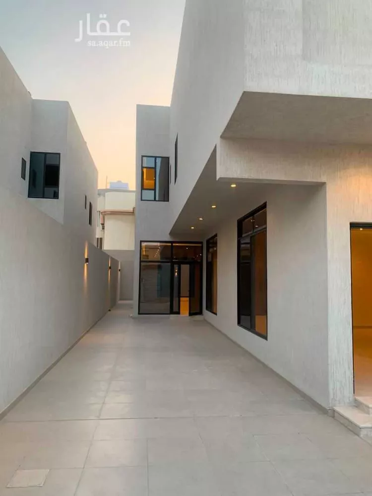 Villa for Sale in Dhahran Doha Al Janubiyah