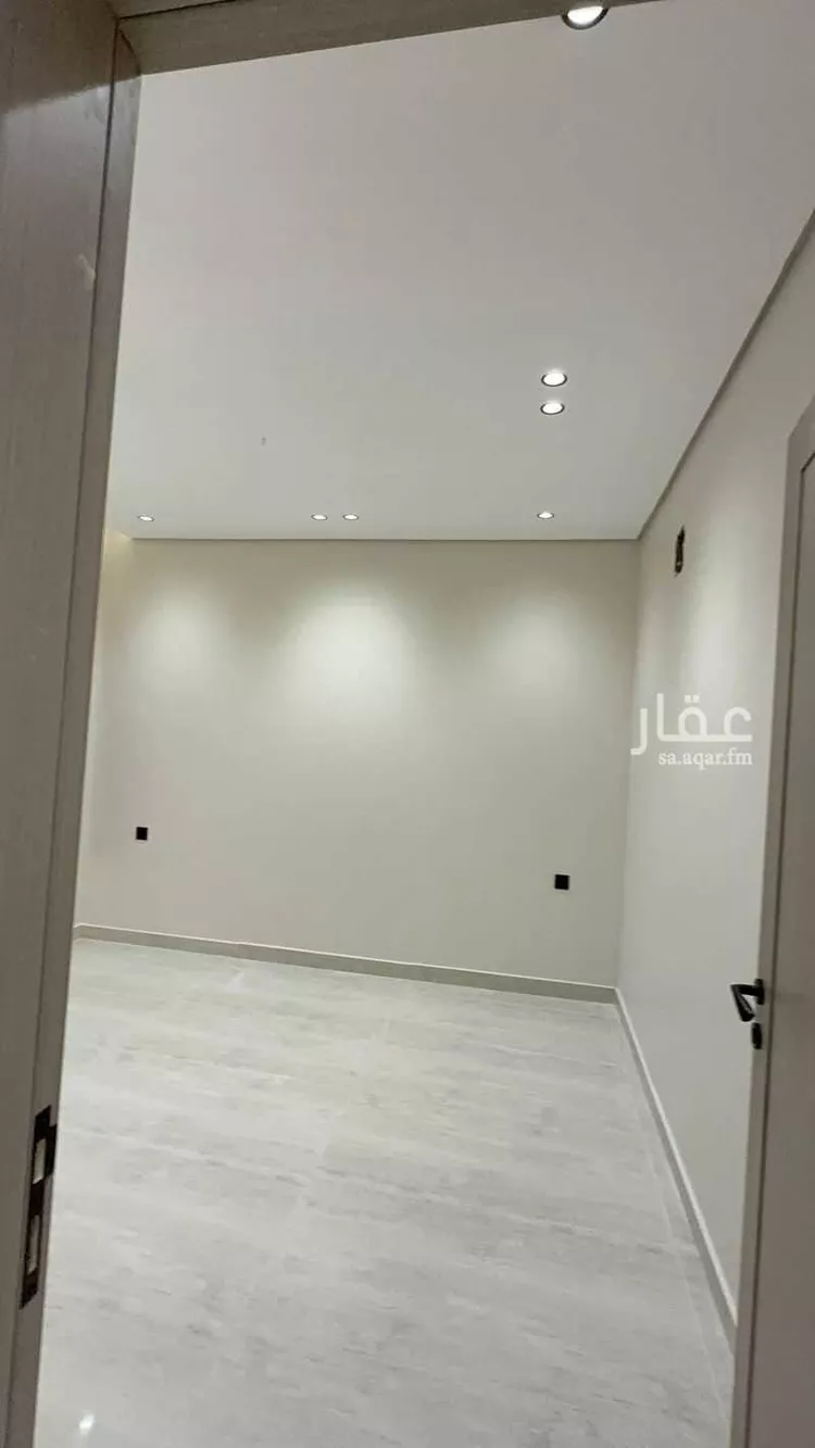 فيلا للبيع في شارع الملك خالد ابن عبدالعزيز, حي ضاحية الملك فهد, مدينة الدمام, المنطقة الشرقية 8