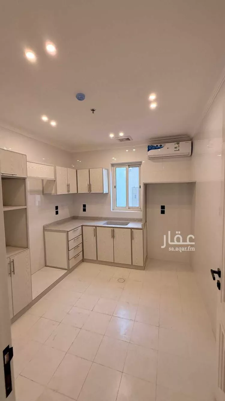 شقة للبيع في شارع العطايف, حي الحمراء, مدينة الخبر, المنطقة الشرقية صورة 2