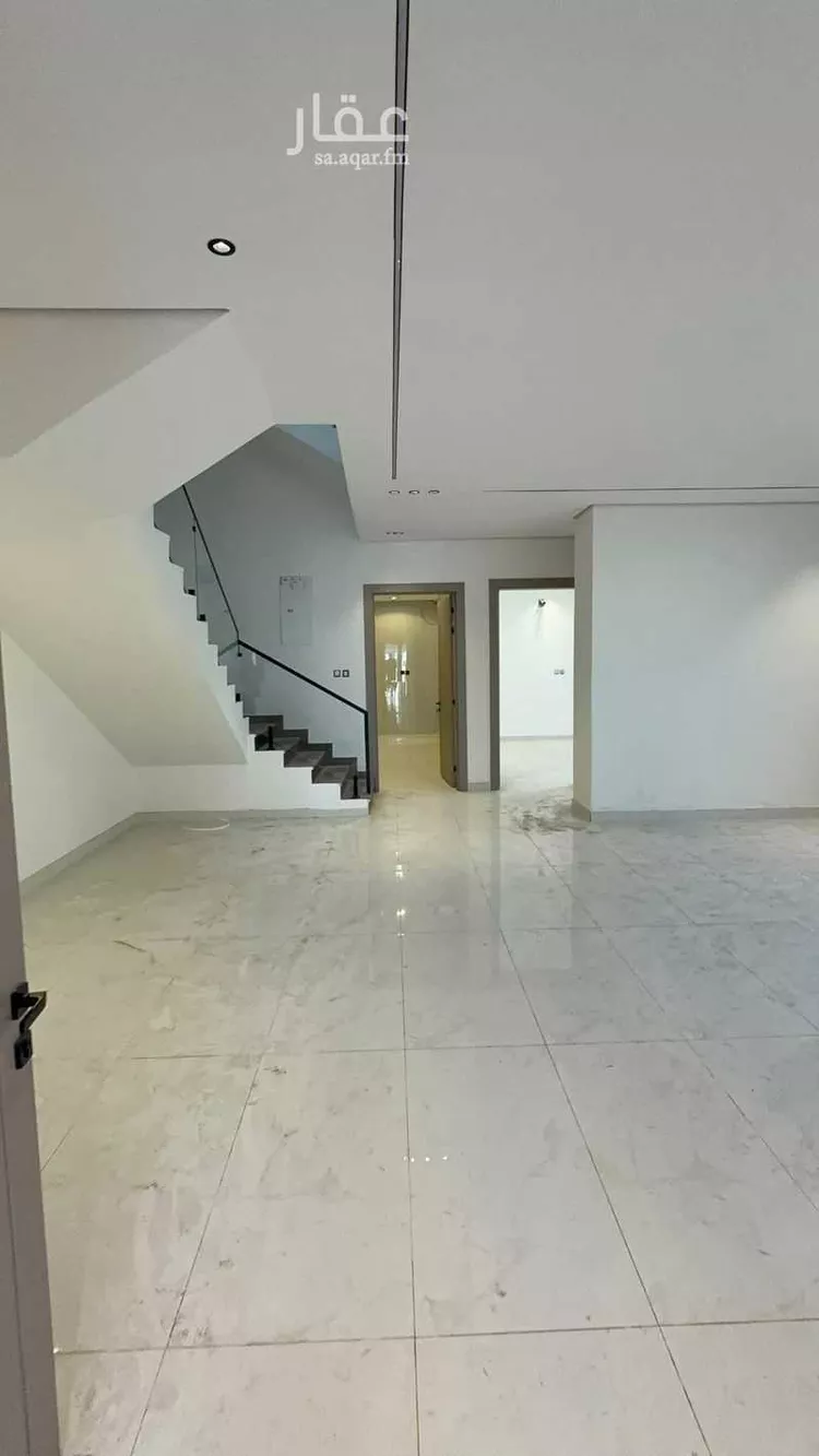 فيلا للبيع في شارع عسير, حي ضاحية الملك فهد, مدينة الدمام, المنطقة الشرقية صورة 3