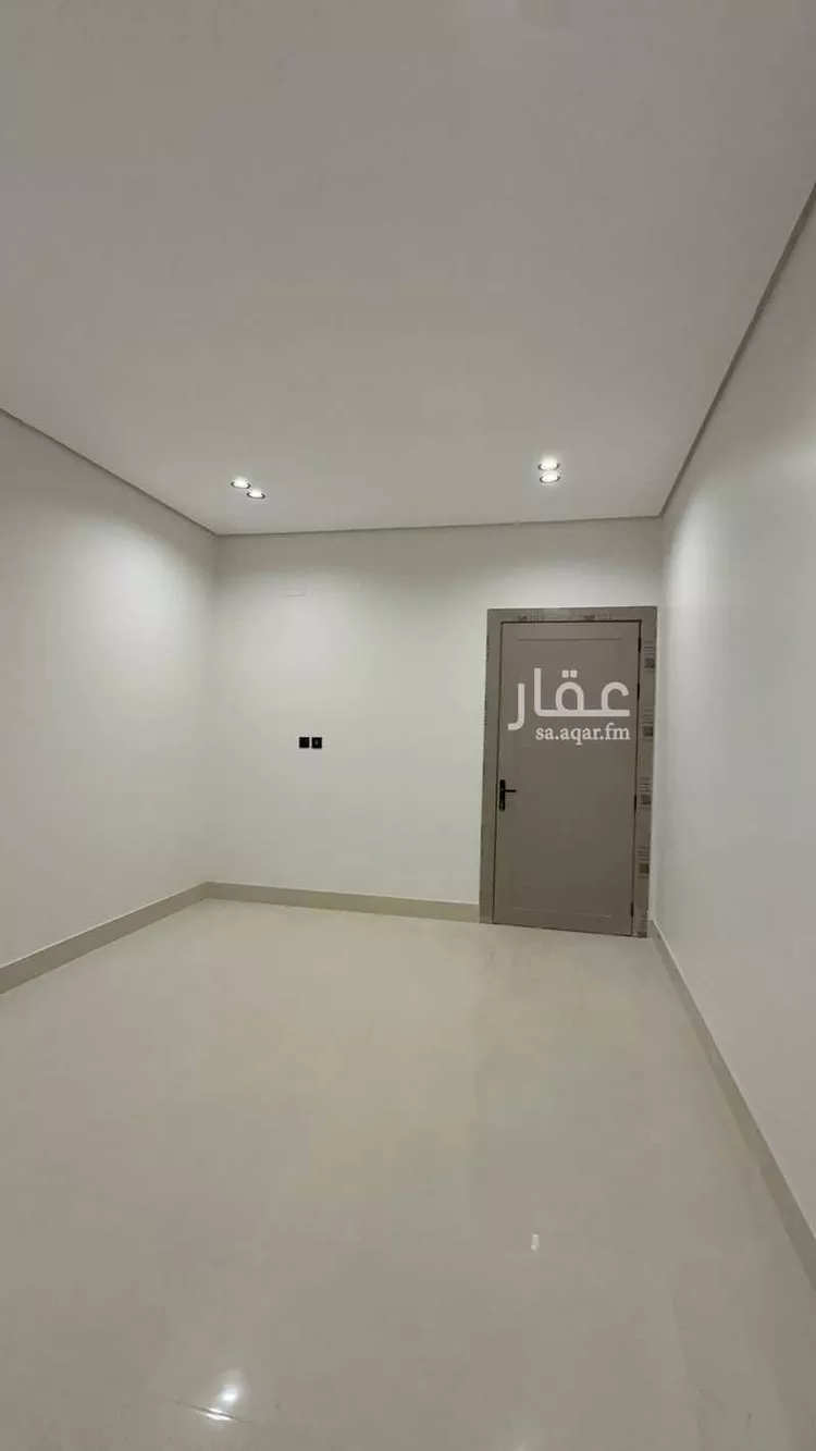 فيلا للبيع في شارع هند بنت سماك, حي الأمانة, مدينة الدمام, المنطقة الشرقية 6