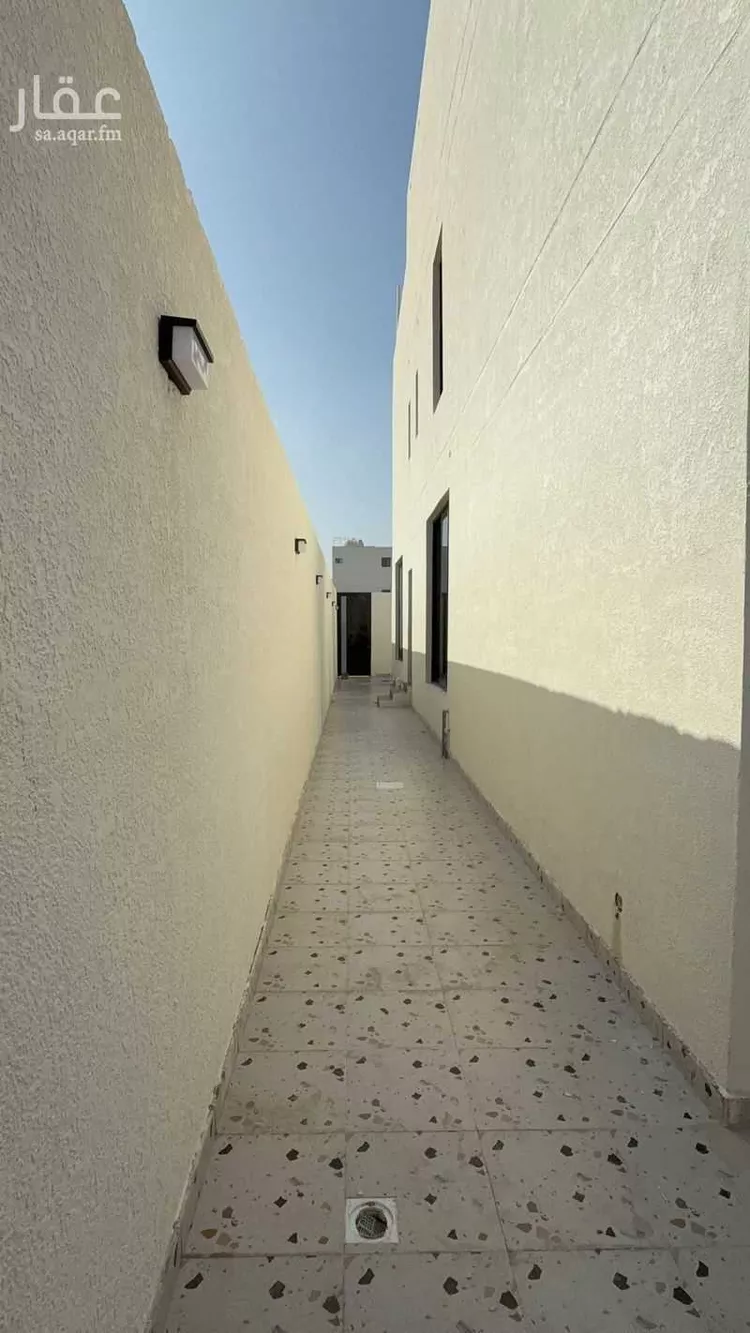 فيلا للبيع في شارع المتوكل العباسي, حي ضاحية الملك فهد, مدينة الدمام, المنطقة الشرقية صورة 4