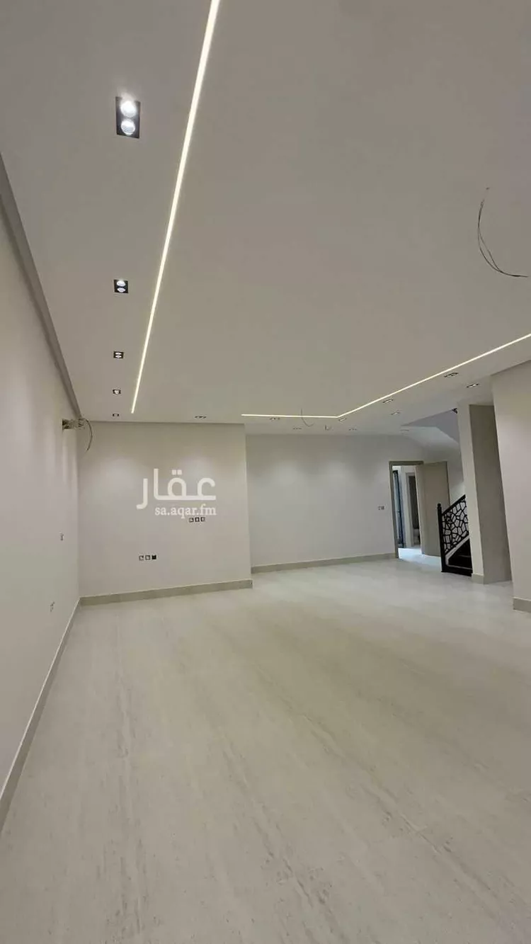 فيلا للبيع في شارع عسير, حي ضاحية الملك فهد, مدينة الدمام, المنطقة الشرقية 9