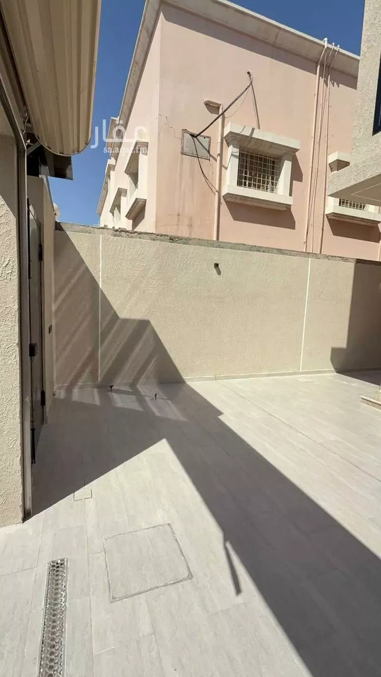 شقة للبيع في شارع علي العامري, حي بدر, مدينة الدمام, المنطقة الشرقية صورة 2