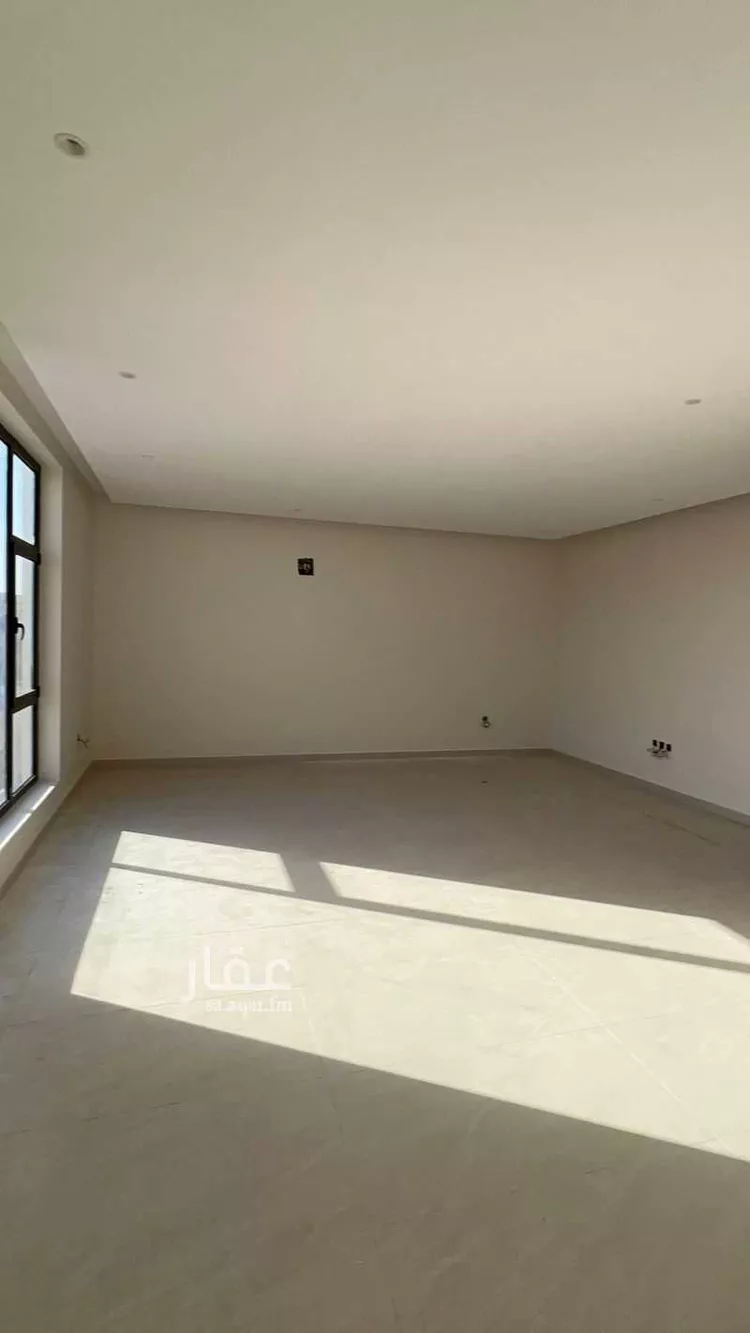 فيلا للبيع في شارع اوس بن المنذر, حي الدوحة الجنوبية, مدينة الظهران, المنطقة الشرقية صورة 3