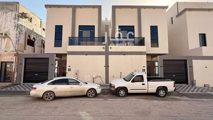 فيلا للبيع في شارع 32ب, حي أحد, مدينة الدمام, المنطقة الشرقية