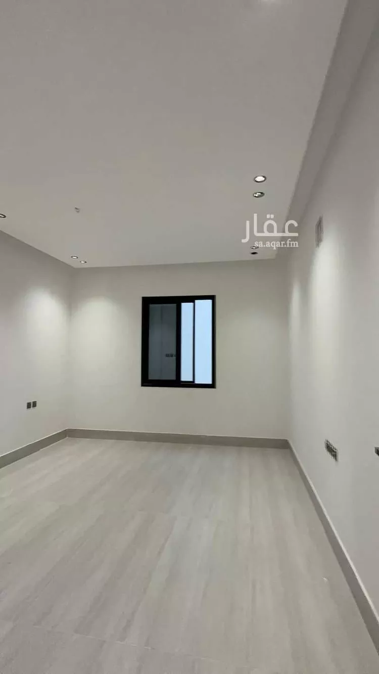 فيلا للبيع في شارع تقي الدين الحموي, حي ضاحية الملك فهد, مدينة الدمام, المنطقة الشرقية 12