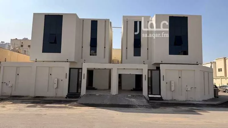 فيلا للبيع في شارع داود القزاز, حي ضاحية الملك فهد, مدينة الدمام, المنطقة الشرقية