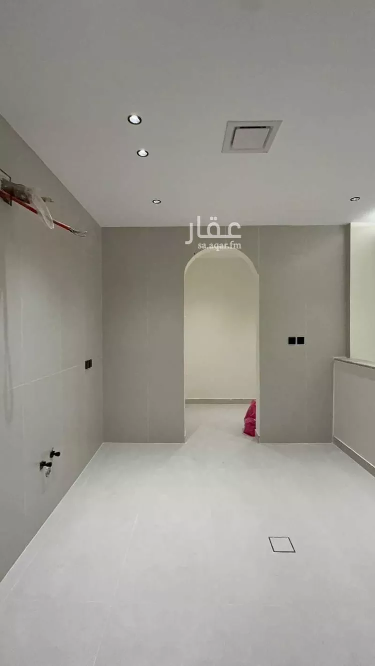 Apartment for Sale in Dammam Ash Shulah 13