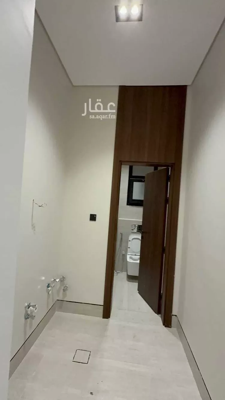 فيلا للبيع في شارع العروبه, حي الشعلة, مدينة الدمام, المنطقة الشرقية 6