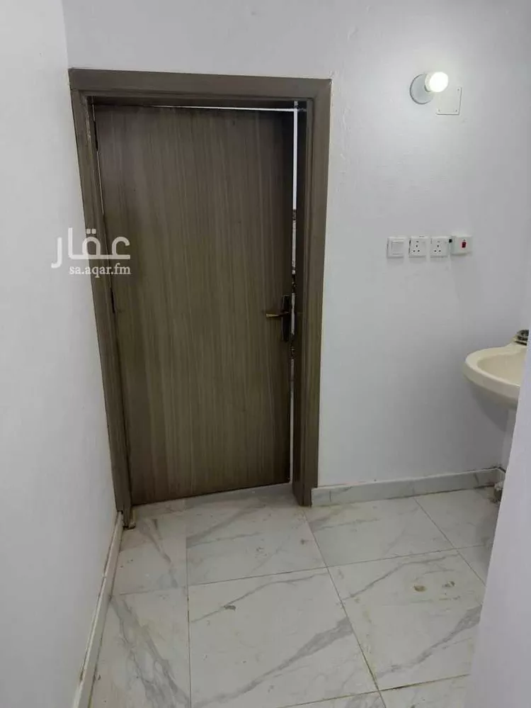 بيت للإيجار في شارع حسين العصامي ، حي الحرازات ، جدة ، جدة صورة 4