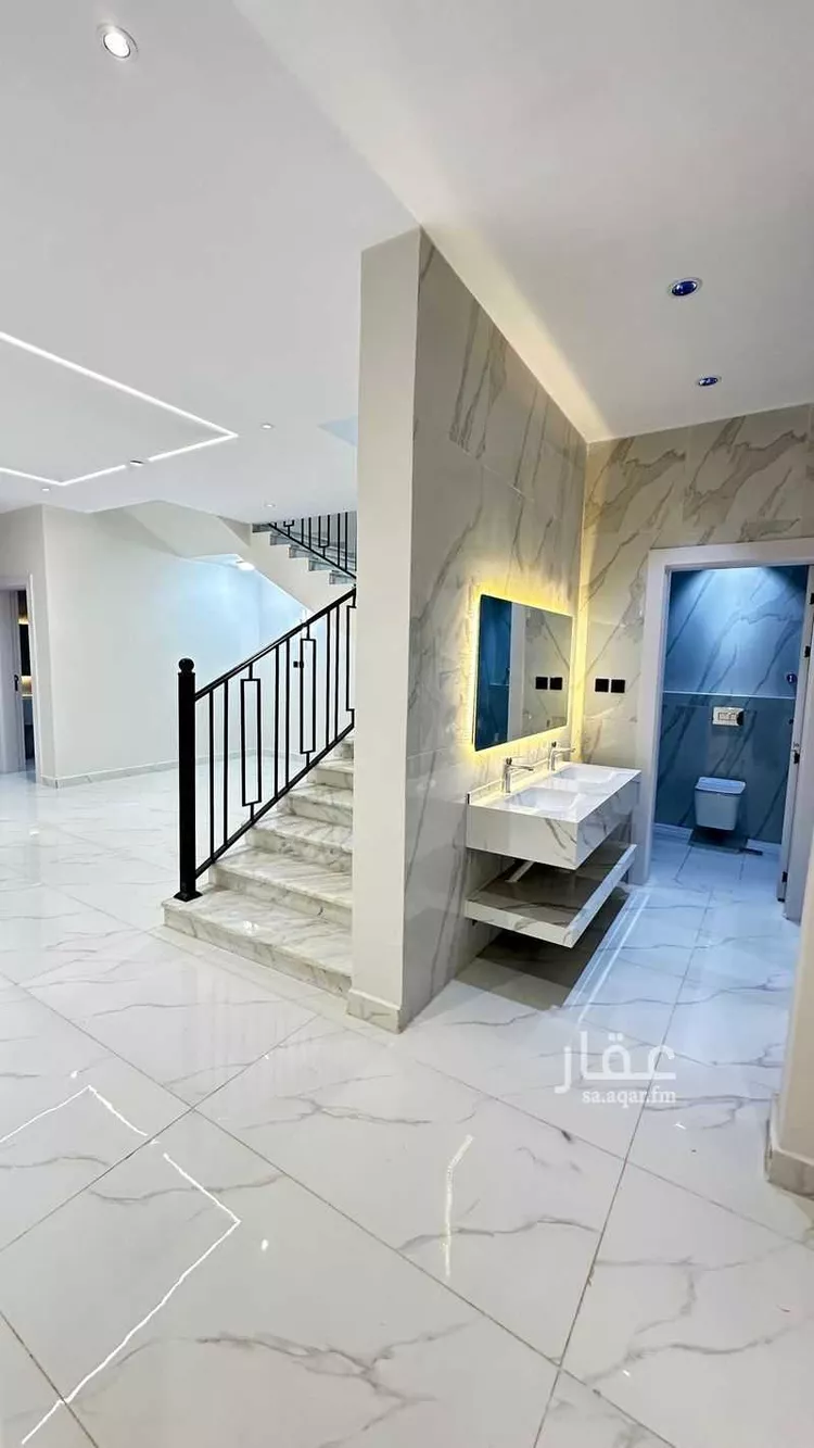 فيلا للبيع في شارع اسماعيل بن بدر, حي نبلاء, مدينة المدينة المنورة, منطقة المدينة المنورة صورة 4