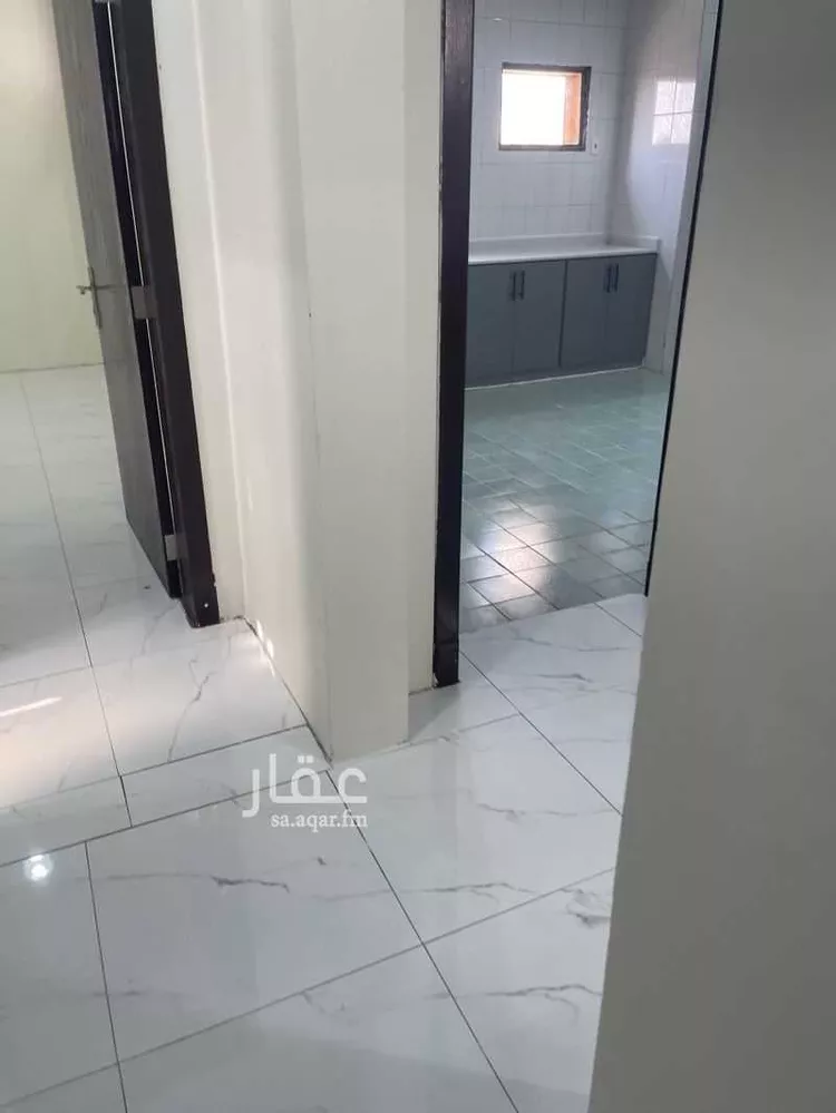 عمارة للإيجار في شارع الحادي والعشرون, حي الثقبة, مدينة الخبر, المنطقة الشرقية صورة 2