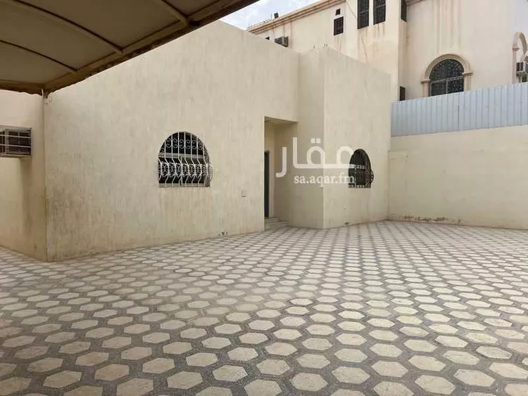 فيلا للبيع في شارع ابن شبرمة ، حي النهضة ، الرياض ، منطقة الرياض صورة 3