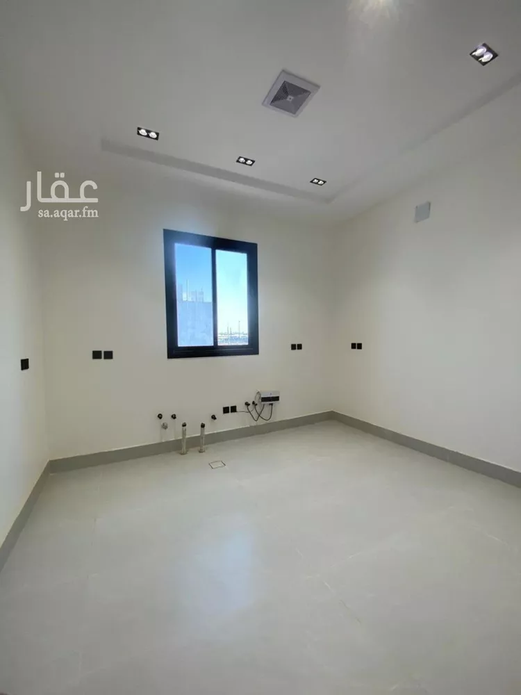دور للبيع في شارع محمد بن شيبة, حي المعيزيلة, مدينة الرياض, منطقة الرياض صورة 2