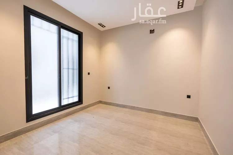 فيلا للبيع في شارع عبدالله بن الخطاب, حي الرمال, مدينة الرياض, منطقة الرياض صورة 3