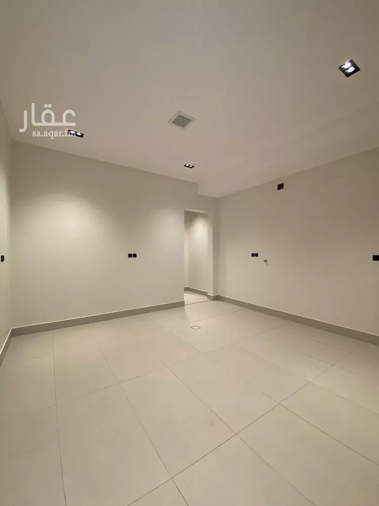 دور للبيع في شارع السلع, حي الخليج, مدينة الرياض, منطقة الرياض صورة 3