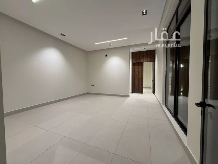 دور للبيع في شارع السلع, حي الخليج, مدينة الرياض, منطقة الرياض صورة 2
