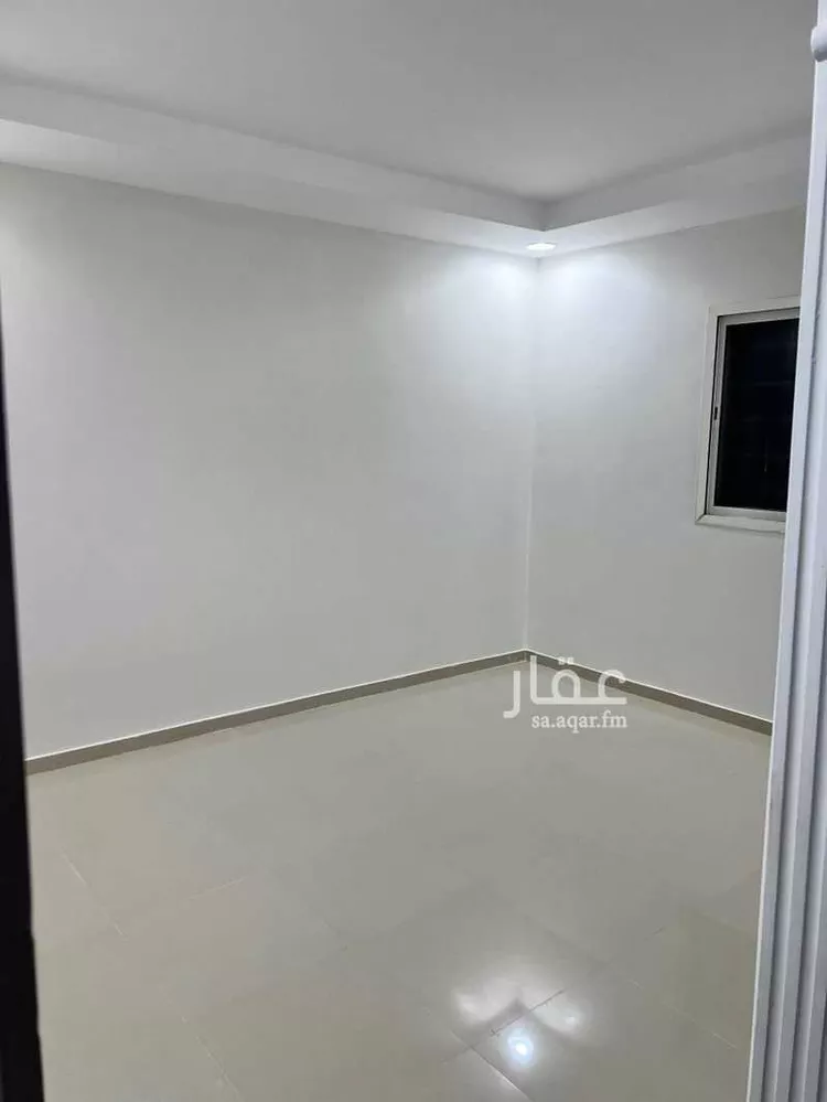 شقة للإيجار في شارع عبيدالله بن عبدالكريم الرازي, حي الرمال, مدينة الرياض, منطقة الرياض صورة 2