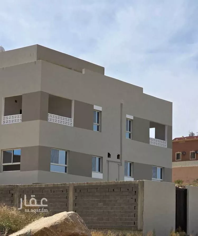 فيلا للإيجار في شارع 2406168, حي السحاب, مدينة احد رفيدة - الواديين, منطقة عسير صورة 2