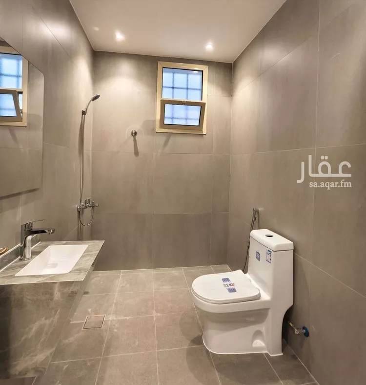 شقة للإيجار في شارع حمد الجاسر, حي الورود, مدينة الرياض, منطقة الرياض صورة 2