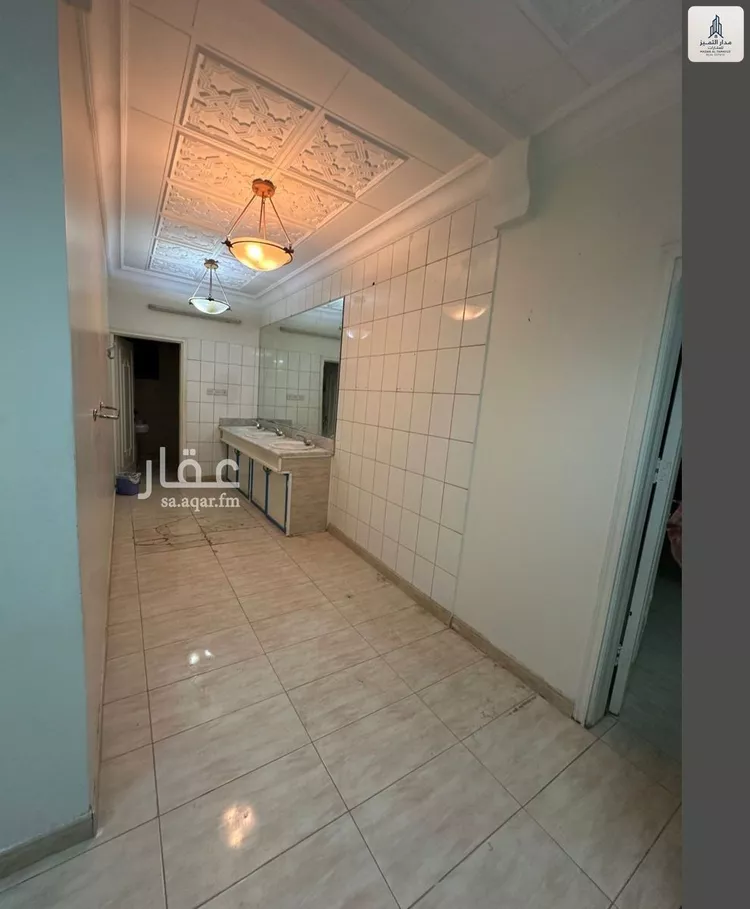 فيلا للبيع في شارع شيبان بن محرز, حي ظهرة البديعة, مدينة الرياض, منطقة الرياض صورة 4