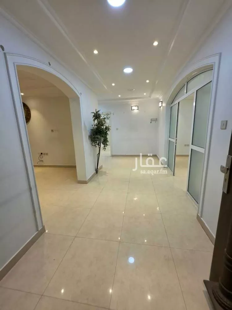 Floor for Rent in Riyadh Shubra صورة 2