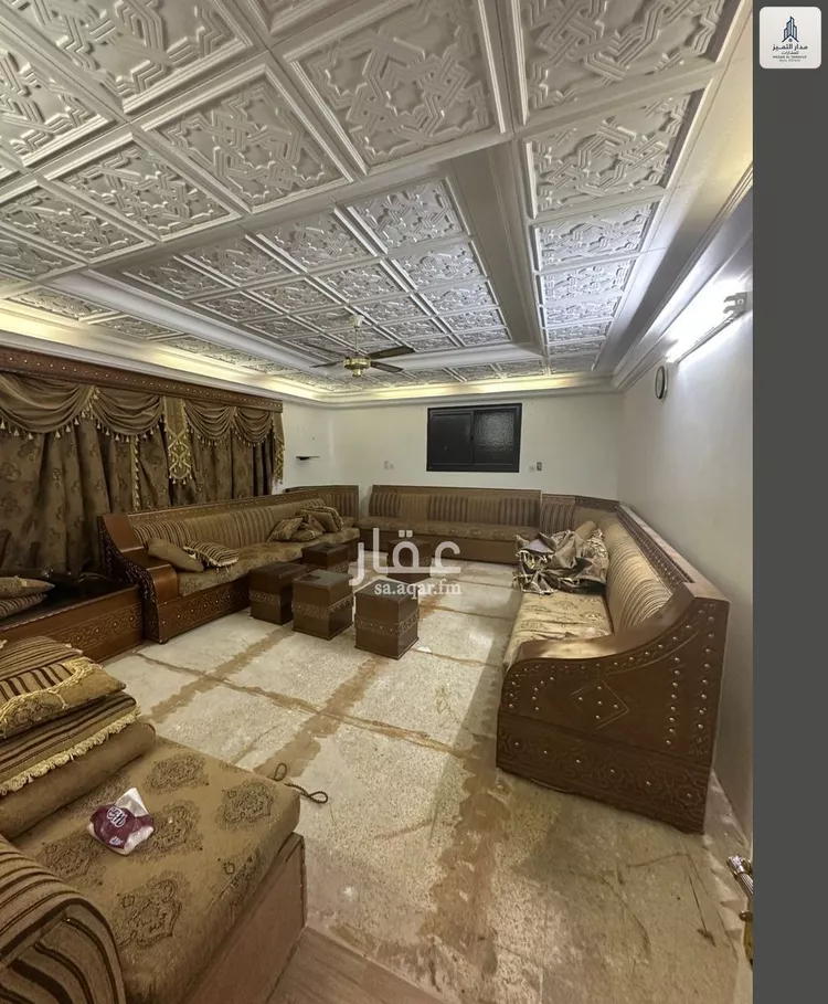 فيلا للبيع في شارع شيبان بن محرز, حي ظهرة البديعة, مدينة الرياض, منطقة الرياض صورة 3