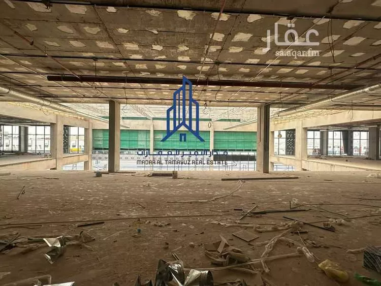 Complex for sale in Riyadh Al Aziziyah