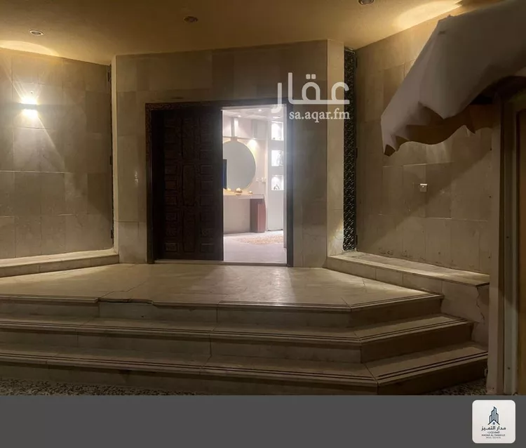 فيلا للبيع في شارع محمد بن هليل, حي شبرا, مدينة الرياض, منطقة الرياض صورة 2